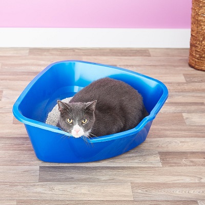 Van Ness High-Sided Corner Litter Box